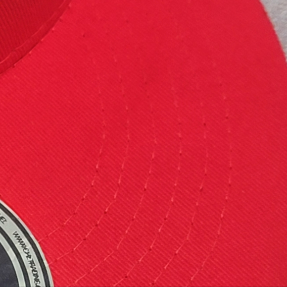 Top Level Snapback Money Hat Red/Black/Gold Dollar Sign Adjustable Like New - Picture 11 of 11